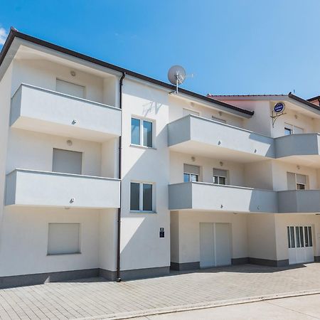Apartments Marko ポドストラナ エクステリア 写真