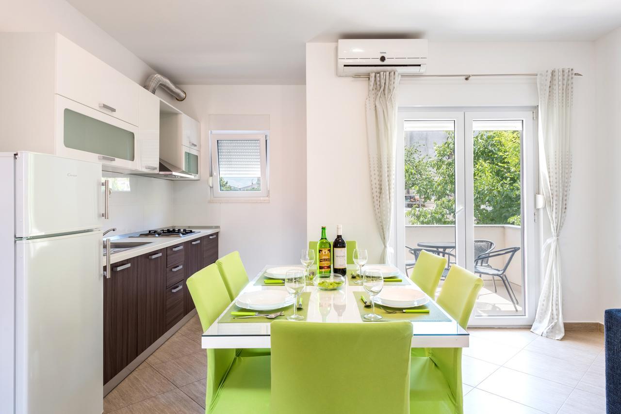 Apartments Marko ポドストラナ エクステリア 写真
