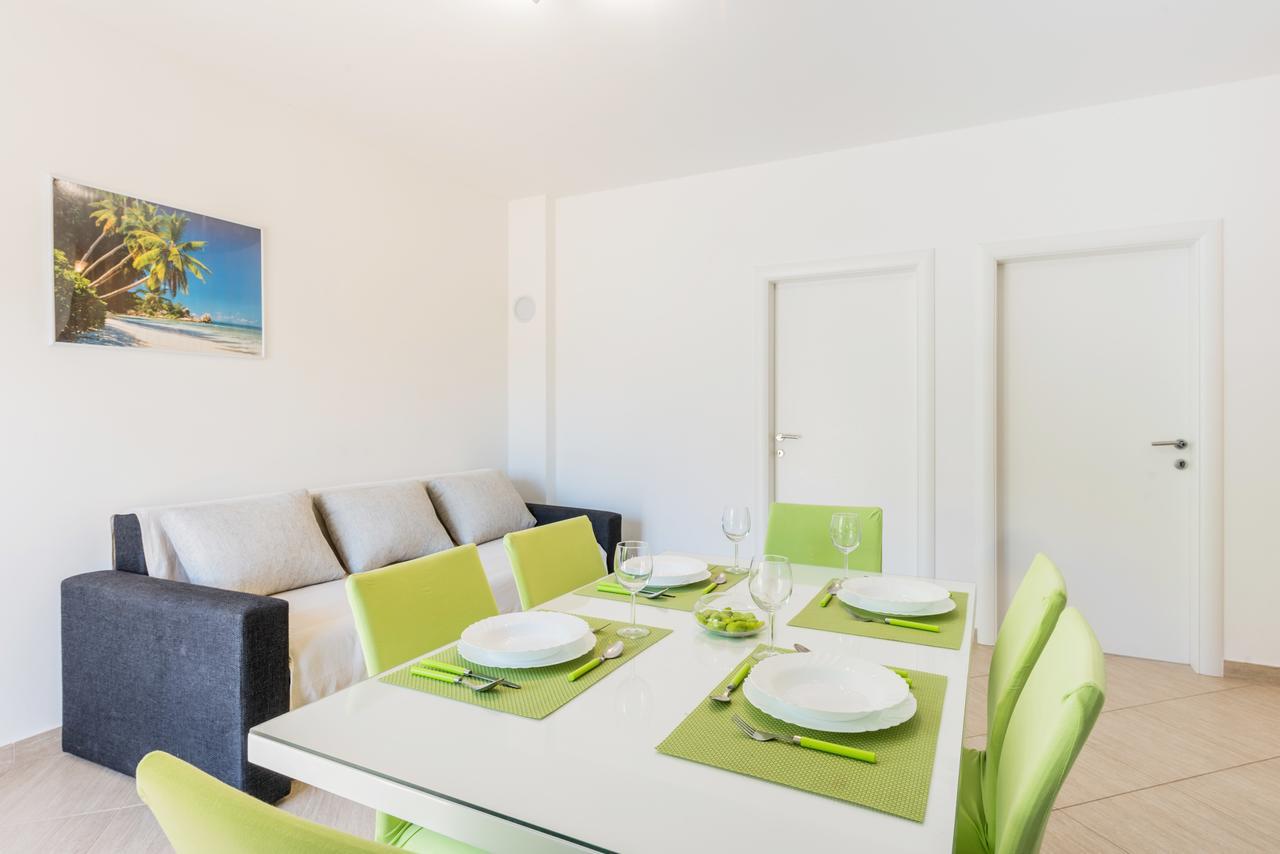 Apartments Marko ポドストラナ エクステリア 写真